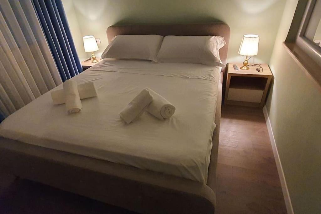Center Apartment 地拉那 外观 照片